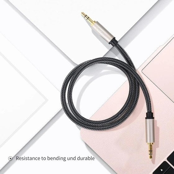 UGREEN 3.5mm Audio Cable Nylon Braided with Silver-Plating Copper Core, Male to Male 0.5M - 10601