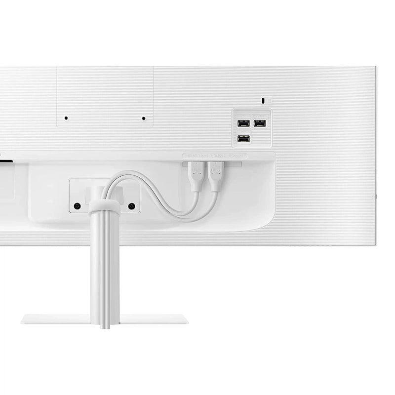 SAMSUNG 32" M7 4K UHD Do-It-All Smart Monitor & Streaming TV Built In Speakers & Remote - White