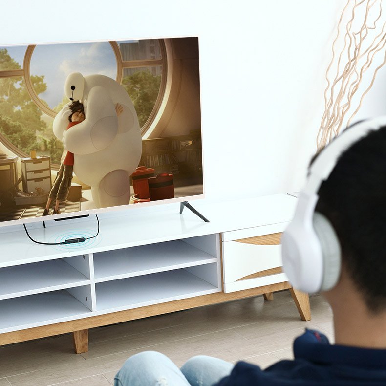 Ugreen Bluetooth 5.0 Transmitter Wireless Audio Adapter 3.5 mm Mini Jack Black - 40761